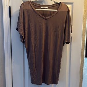 Brown V-Neck Short Sleeve Top